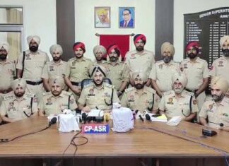 ਅਮਰੀਕਾ ਤੋਂ ਡਿਪੋਰਟ ਹੋ ਕੇ ਆਇਆ ਨੌਜਵਾਨ ਵਟਸਐਪ ਰਾਈ ਕਰਦਾ ਸੀ ਹੈਰੋਇਨ ਦਾ ਕਾਰੋਬਾਰ, ਪਾਕਿਸਤਾਨੀ ਤਸਕਰਾਂ ਨਾਲ ਸੰਬੰਧ