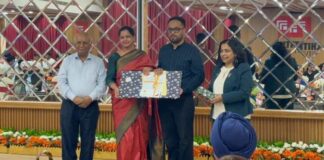 ਸੀ.ਟੀ. ਯੂਨੀਵਰਸਿਟੀ ਦਾ ਰਾਸ਼ਟਰੀ ਪੱਧਰ ’ਤੇ ਚਮਕਦਾ ਨਾਮ: ਡੀਨ ਅਕੈਡਮਿਕਸ ਡਾ. ਸਿਮਰਨਜੀਤ ਕੌਰ ਗਿੱਲ ਨੂੰ “ਬੈਸਟ ਪ੍ਰਿੰਸੀਪਲ ਅਵਾਰਡ” ਨਾਲ ਸਨਮਾਨਿਤ ਕੀਤਾ ਗਿਆ