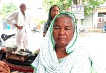 ਜ਼ਿੰਦਾ ਬਜ਼ੁਰਗ ਬੇਬੇ ਨੂੰ ਵਿਭਾਗ ਨੇ ਰਿਕਾਰਡ ‘ਚ ਦਿਖਾਇਆ ਮਰੀ, 6 ਮਹੀਨੇ ਤੋਂ ਕੱਟ ਦਿੱਤੀ ਪੈਨਸ਼ਨ