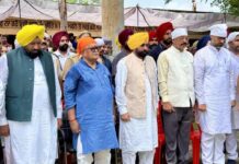 – ਪੰਜਾਬ ਦੇ ਰਾਜਪਾਲ ਵਿਸ਼ਵ ਪ੍ਰਸਿੱਧ ਮੈਰਾਥਨ ਦੌੜਾਕ ਫੌਜਾ ਸਿੰਘ ਦੀਆਂ ਅੰਤਿਮ ਰਸਮਾਂ ’ਚ ਹੋਏ ਸ਼ਾਮਲ – ਸਿਹਤਮੰਦ ਤੇ ਨਸ਼ਾ ਮੁਕਤ ਪੰਜਾਬ ਦੀ ਸਿਰਜਣਾ ਲਈ ਫੌਜਾ ਸਿੰਘ ਦਾ ਜੀਵਨ ਹਮੇਸ਼ਾ ਚਾਨਣ ਮੁਨਾਰਾ ਬਣਿਆ ਰਹੇਗਾ : ਗੁਲਾਬ ਚੰਦ ਕਟਾਰੀਆ