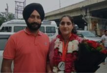 ਮਹਿਲਾ ਕਾਂਸਟੇਬਲ ਬਲਜੀਤ ਕੌਰ ਨੇ ਵਿਦੇਸ਼ ‘ਚ ਚਮਕਾਇਆ ਭਾਰਤ ਦਾ ਨਾਂਅ, ਪੰਜਾਬ ਪਹੁੰਚਣ ‘ਤੇ ਹੋਇਆ ਸ਼ਾਨਦਾਰ ਸਵਾਗਤ