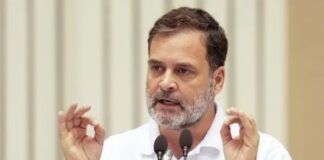 ਰਾਹੁਲ ਗਾਂਧੀ ਦਾ ਤੀਜੀ ਵਾਰ ਇਲੈਕਸ਼ਨ ਕਮਿਸ਼ਨ ‘ਤੇ ਨਿਸ਼ਾਨਾ, ਕਿਹਾ – “ਭਾਰਤ ਦੀ ਚੋਣ ਪ੍ਰਣਾਲੀ ਮਰ ਚੁੱਕੀ ਹੈ’