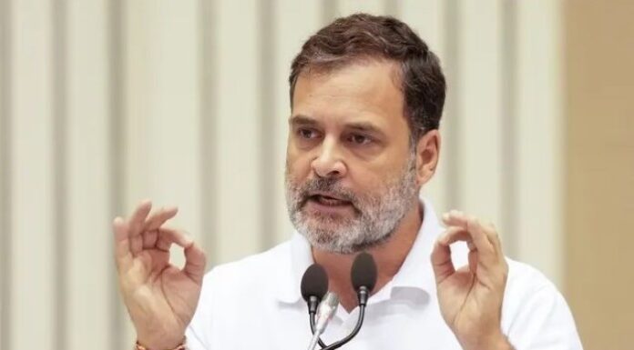 ਰਾਹੁਲ ਗਾਂਧੀ ਦਾ ਤੀਜੀ ਵਾਰ ਇਲੈਕਸ਼ਨ ਕਮਿਸ਼ਨ ‘ਤੇ ਨਿਸ਼ਾਨਾ, ਕਿਹਾ – “ਭਾਰਤ ਦੀ ਚੋਣ ਪ੍ਰਣਾਲੀ ਮਰ ਚੁੱਕੀ ਹੈ’