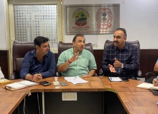 ਜਲੰਧਰ ਸੈਂਟਰ ਦੇ ਵਿਕਾਸ ਲਈ ਨਿਤਿਨ ਕੋਹਲੀ ਦੀ ਨਿਗਮ ਅਧਿਕਾਰੀਆਂ ਨਾਲ ਅਹਿਮ ਮੀਟਿੰਗ