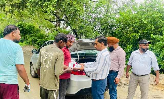 ਸਿਹਤ ਪੱਖੋਂ ਜੇਕਰ ਕੋਈ ਸਮੱਸਿਆ ਆਉਦੀਂ ਹੈ ਤਾਂ ਤੁਰੰਤ ਮੈਡੀਕਲ ਟੀਮਾਂ ਨਾਲ ਕਰੋ ਸੰਪਰਕ – ਡਾ. ਪ੍ਰੇਮ ਕੁਮਾਰ