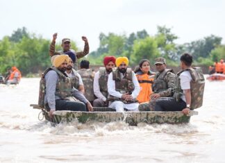 ਹਸਪਤਾਲ ‘ਚ ਜ਼ੇਰੇ ਇਲਾਜ ਮੁੱਖ ਮੰਤਰੀ ਵੱਲੋਂ ਹੜ੍ਹ ਪ੍ਰਭਾਵਿਤ ਲੋਕਾਂ ਲਈ ਭੋਜਨ ਅਤੇ ਡਾਕਟਰੀ ਸਹਾਇਤਾ ਯਕੀਨੀ ਬਣਾਉਣ ਦੇ ਹੁਕਮ