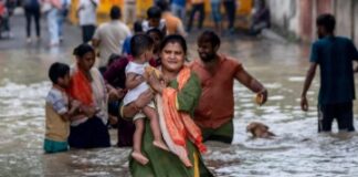 ਖੁਰਾਕ ਤੇ ਸਿਵਲ ਸਪਲਾਈ ਵਿਭਾਗ ਵੱਲੋਂ ਹੜ੍ਹਾਂ ਦੇ ਮੱਦੇਨਜ਼ਰ ਐਮਰਜੈਂਸੀ ਲੋੜਾਂ ਨੂੰ ਪੂਰਾ ਕਰਨ ਲਈ 33000 ਲੀਟਰ ਪੈਟਰੋਲ ਅਤੇ 46500 ਲੀਟਰ ਡੀਜ਼ਲ ਦਾ ਭੰਡਾਰ ਅਲਾਟ