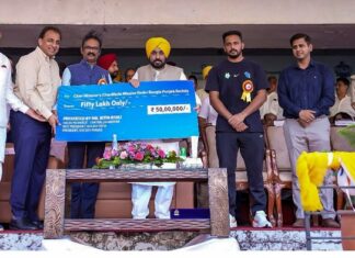 ਸੰਕਟ ਦੇ ਸਮੇਂ ਇਕੱਠੇ : ਨਿਤਿਨ ਕੋਹਲੀ ਨੇ ‘ਮਿਸ਼ਨ ਚੜ੍ਹਦੀ ਕਲਾ’ ਤਹਿਤ ਹੜ੍ਹ ਰਾਹਤ ਫੰਡ ਵਿੱਚ ₹50 ਲੱਖ ਦਾ ਯੋਗਦਾਨ ਪਾਇਆ