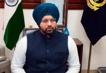 ਪਿੰਡ ਧੈਂਗੜਪੁਰ ਵਿਖੇ ਬੰਨ੍ਹ ਨੂੰ ਲੱਗੀ ਢਾਅ ਨੂੰ ਸਮੇਂ ਸਿਰ ਵਧਣ ਤੋਂ ਰੋਕਿਆ