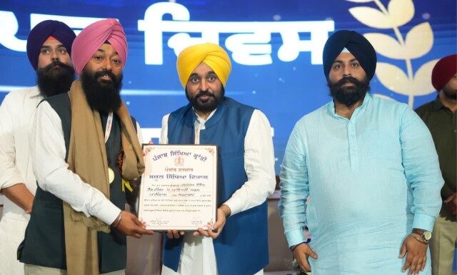 ਮਾਨ ਸਰਕਾਰ ਦਾ ਸਿੱਖਿਆ ਵਿੱਚ ਇਨਕਲਾਬੀ ਯੋਗਦਾਨ: ਅਧਿਆਪਕਾਂ ਦਾ ਸਤਿਕਾਰ ਅਤੇ ਨੌਜਵਾਨਾਂ ਦੇ ਉੱਜਵਲ ਭਵਿੱਖ ਲਈ ਇੱਕ ਨਵਾਂ ਅਧਿਆਇ ਸ਼ੁਰੂ