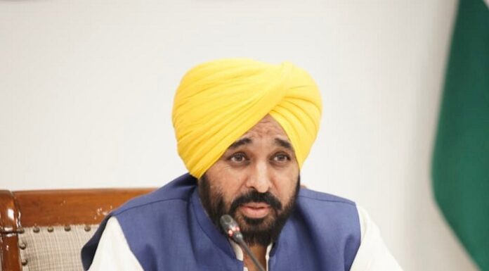 ਬਦਲ ਰਿਹਾ ਪੰਜਾਬ ! ਜਲਾਲਾਬਾਦ ਮੰਡੀ ਵਿੱਚ ਸਟ੍ਰੀਟ ਵਿਕਰੇਤਾਵਾਂ ਲਈ ਪੰਜਾਬ ਸਰਕਾਰ ਦੀਆਂ ਸ਼ਲਾਘਾਯੋਗ ਸਹੂਲਤਾ !