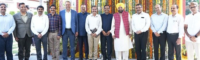 ਆਈ.ਏ.ਐਸ. ਆਫਿਸਰਜ਼ ਐਸੋਸੀਏਸ਼ਨ ਵੱਲੋਂ ਮਿਸ਼ਨ ਚੜ੍ਹਦੀ ਕਲਾ ਵਿੱਚ ਪੰਜ ਲੱਖ ਰੁਪਏ ਦਾ ਯੋਗਦਾਨ ਪਾਉਣ ਦਾ ਐਲਾਨ