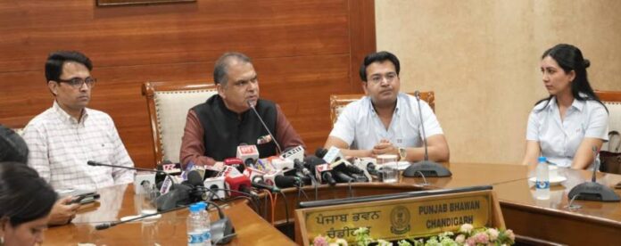 e8904188-3f6f-44d2-8d6c-3d1316b7335a