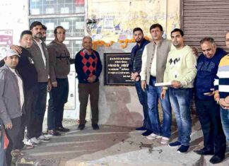 ਸ਼੍ਰੀ ਰਾਮ ਚੌਕ ਤੋਂ ਲੈ ਕੇ ਜੇਲ ਚੌਕ ਤੱਕ 1.56 ਕਰੋੜ ਰੁਪਏ ਦੀ ਲਾਗਤ ਨਾਲ ਬਣਨ ਵਾਲੀ ਸੜਕ ਨਿਰਮਾਣ ਕਾਰਜ ਦਾ ਉਦਘਾਟਨ – ਨਿਤਿਨ ਕੋਹਲੀ ਅਤੇ ਮੇਅਰ ਵਨੀਤ ਧੀਰ ਨੇ ਵਿਕਾਸ ਨੂੰ ਇੱਕ ਨਵਾਂ ਆਯਾਮ ਦਿੱਤਾ