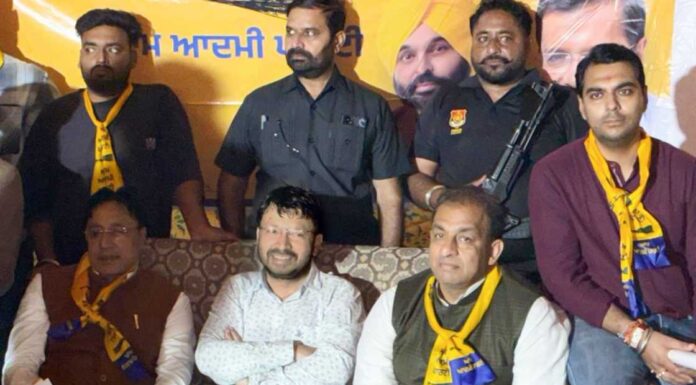 ਨਿਤਿਨ ਕੋਹਲੀ ਨੇ ਪੰਜਾਬ ਦੇ ਮੰਤਰੀ ਡਾ. ਰਵਜੋਤ ਸਿੰਘ ਨਾਲ ਮਿਲ ਕੇ ਤਰਨਤਾਰਨ ਵਿੱਚ ਹਰਮੀਤ ਸਿੰਘ ਸੰਧੂ ਲਈ ਜ਼ੋਰਦਾਰ ਚੋਣ ਮੁਹਿੰਮ ਸ਼ੁਰੂ ਕੀਤੀ