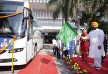 ਵਿਦੇਸ਼ਾਂ ਵਿੱਚ ਸਿਖਲਾਈ ਪ੍ਰਾਪਤ ਪੰਜਾਬ ਦੇ ਅਧਿਆਪਕ ਅਤੇ ਪ੍ਰਿੰਸੀਪਲ ਹੁਣ ਬੱਚਿਆਂ ਨੂੰ ਸਮਾਰਟ ਅਤੇ ਆਧੁਨਿਕ ਸਿੱਖਿਆ ਕਰਨਗੇ ਪ੍ਰਦਾਨ।