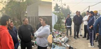 ਵਾਰਡ 10 ’ਚ ਸਫਾਈ ਲਾਪਰਵਾਹੀ ’ਤੇ ਨਿਤਿਨ ਕੋਹਲੀ ਅਤੇ ਮੇਅਰ ਵਨੀਤ ਧੀਰ ਦੀ ਸਾਂਝੀ ਸਖ਼ਤ ਕਾਰਵਾਈ — 24 ਘੰਟਿਆਂ ਵਿੱਚ ਰਿਪੋਰਟ ਤਲਬ