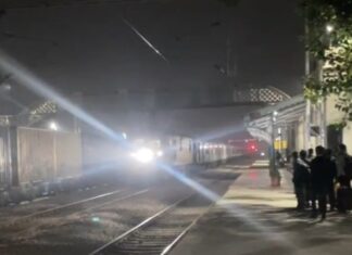 ਖੰਨਾ ‘ਚ ਦਿਲ ਦਹਿਲਾ ਦੇਣ ਵਾਲਾ ਰੇਲ ਹਾਦਸਾ: ਪਟੜੀ ਪਾਰ ਕਰਦੀ ਮਾਂ ਤੇ ਉਸਦਾ 2 ਸਾਲ ਦਾ ਬੇਟਾ ਜਨਸੇਵਾ ਐਕਸਪ੍ਰੈੱਸ ਦੀ ਚਪੇਟ ‘ਚ, ਮੌਕੇ ‘ਤੇ ਹੀ ਮੌਤ