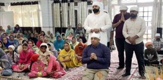 ਪ੍ਰਕਾਸ਼ ਪੁਰਬ ਦੇ ਮੌਕੇ ‘ਤੇ, ਨਿਤਿਨ ਕੋਹਲੀ ਨੇ ਸ਼ਹਿਰ ਭਰ ਦੇ ਗੁਰਦੁਆਰਿਆਂ ਵਿੱਚ ਮੱਥਾ ਟੇਕਿਆ ਅਤੇ ਸਾਰਿਆਂ ਲਈ ਸ਼ਾਂਤੀ, ਖੁਸ਼ੀ ਅਤੇ ਖੁਸ਼ਹਾਲੀ ਦੀ ਅਰਦਾਸ ਕੀਤੀ