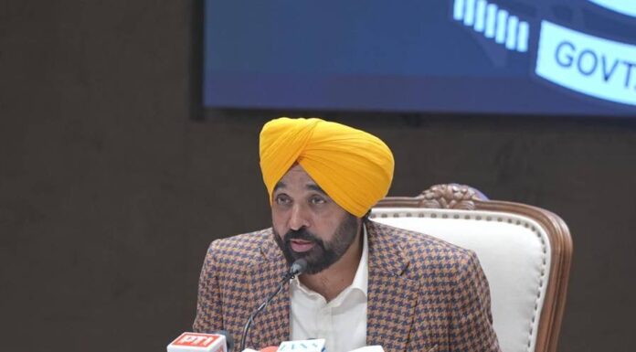 ਮੁੱਖ ਮੰਤਰੀ ਮਾਨ ਨੇ ਸ੍ਰੀ ਗੁਰੂ ਗ੍ਰੰਥ ਸਾਹਿਬ ਜੀ ਦੇ 328 ਲਾਪਤਾ ਹੋਏ ਸਰੂਪਾਂ ‘ਤੇ ਸਖ਼ਤ ਰੁਖ਼ ਅਪਣਾਉਂਦੇ ਕਿਹਾ ਕਿ ਦੋਸ਼ੀਆਂ ਨੂੰ ਬਖਸ਼ਿਆ ਨਹੀਂ ਜਾਵੇਗਾ ਜਾਂਚ ਲਈ ਗਠਿਤ ਕੀਤੀ SIT