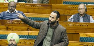 ‘ਆਪ’ ਸੰਸਦ ਮੈਂਬਰ ਨੇ ਸੰਸਦ ਵਿੱਚ ਆਂਗਣਵਾੜੀ ਵਰਕਰਾਂ ਅਤੇ ਹੈਲਪਰਾਂ ਨੂੰ ਦਿੱਤੇ ਜਾਣ ਵਾਲੇ ਮਾਮੂਲੀ ਮਾਣਭੱਤੇ ਵਿੱਚ ਵਾਧੇ ਅਤੇ ਪੰਜਾਬ ਲਈ 20,000 ਕਰੋੜ ਰੁਪਏ ਤੱਕ ਦੀ ਕੀਤੀ ਮੰਗ