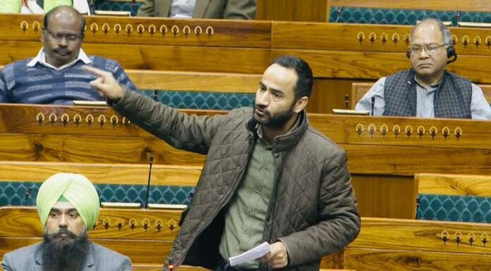 ‘ਆਪ’ ਸੰਸਦ ਮੈਂਬਰ ਨੇ ਸੰਸਦ ਵਿੱਚ ਆਂਗਣਵਾੜੀ ਵਰਕਰਾਂ ਅਤੇ ਹੈਲਪਰਾਂ ਨੂੰ ਦਿੱਤੇ ਜਾਣ ਵਾਲੇ ਮਾਮੂਲੀ ਮਾਣਭੱਤੇ ਵਿੱਚ ਵਾਧੇ ਅਤੇ ਪੰਜਾਬ ਲਈ 20,000 ਕਰੋੜ ਰੁਪਏ ਤੱਕ ਦੀ ਕੀਤੀ ਮੰਗ