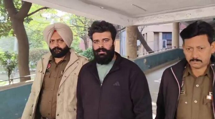 ‘ਪੰਜਾਬ ਬਚਾਓ ਮੋਰਚਾ’ ਦੇ ਸੰਚਾਲਕ ਤੇਜਸਵੀ ਮਿਨਹਾਸ ਗ੍ਰਿਫਤਾਰ, ਮਸ਼ਹੂਰ ਪਾਸਟਰਾਂ ‘ਤੇ ਧਰਮ ਪਰਿਵਰਤਨ ਕਰਵਾਉਣ ਦੇ ਲਗਾਏ ਸਨ ਇਲਜ਼ਾਮ