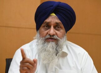 ਸੁਖਬੀਰ ਅਤੇ ਕੈਪਟਨ ਅਮਰਿੰਦਰ ਸਿੰਘ ਨੇ ਜਨਤਾ ਦੇ ਪੈਸੇ ਦੀ ਵਰਤੋਂ ਕੀਤੀ ਲੰਡਨ, ਕੈਨੇਡਾ ਅਤੇ ਦੁਬਈ ਦੇ ਦੌਰੇ ਲਈ , ਜਦੋਂ ਕਿ ਮੁੱਖ ਮੰਤਰੀ ਮਾਨ ਲਿਆ ਰਹੇ ਹਨ ਜਪਾਨ ਤੋਂ ਨੌਕਰੀਆਂ