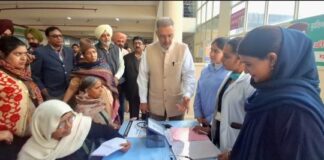 ਆਮ ਆਦਮੀ ਪਾਰਟੀ ਦੇ ਵਿਧਾਇਕ ਮਰੀਜ਼ਾਂ ਦੀਆਂ ਸਹੂਲਤਾਂ ਅਤੇ ਡਾਕਟਰੀ ਦੇਖਭਾਲ ਦੀ ਗੁਣਵੱਤਾ ਦਾ ਨਿਰੀਖਣ ਕਰਨ ਲਈ ਪਹੁੰਚੇ, ਜਨਤਾ ਲਈ ਬਿਹਤਰ ਸਿਹਤ ਸੰਭਾਲ ਯਕੀਨੀ ਬਣਾਉਣ ਦਾ ਦਿੱਤਾ ਭਰੋਸਾ