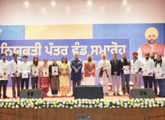 ਮੁੱਖ ਮੰਤਰੀ ਭਗਵੰਤ ਸਿੰਘ ਮਾਨ ਸਰਕਾਰ ਨੇ ‘ਮਿਸ਼ਨ ਰੋਜ਼ਗਾਰ’ ਤਹਿਤ ਨੌਜਵਾਨਾਂ ਨੂੰ ਬਿਨਾਂ ਕਿਸੇ ਰਿਸ਼ਵਤ ਅਤੇ ਸਿਫਾਰਸ਼ ਦੇ 63,943 ਸਰਕਾਰੀ ਨੌਕਰੀਆਂ ਦਿੱਤੀਆਂ