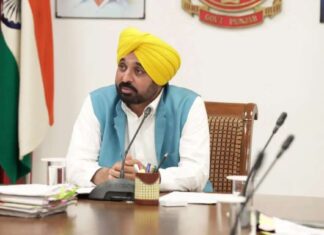 2025 ਤੱਕ ਪੰਜਾਬ ਪ੍ਰਸ਼ਾਸਨ ਵਿੱਚ ਵੱਡਾ ਡਿਜੀਟਲ ਬਦਲਾਅ: 1.85 ਲੱਖ ਲੋਕ ਆਪਣੇ ਘਰਾਂ ਤੋਂ ਹੀ 437 ਸੇਵਾਵਾਂ ਤੱਕ ਪਹੁੰਚ ਕਰਨਗੇ, ਮਾਨ ਸਰਕਾਰ ਨੇ ਦਫ਼ਤਰਾਂ ਦੇ ਦੌਰੇ ਕੀਤੇ ਖਤਮ