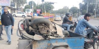 ਜਲੰਧਰ: ਬੀ.ਐਸ.ਐਫ. ਚੌਂਕ ‘ਚ ਦਰਦਨਾਕ ਹਾਦਸਾ, ਰੋਡਵੇਜ਼ ਬੱਸ ਦੀ ਟੱਕਰ ਨਾਲ ਸਕੂਟੀ ਸਵਾਰ ਦੀ ਮੌਤ