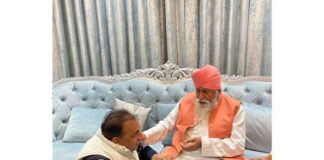 ਨਿਤਿਨ ਕੋਹਲੀ ਨੇ ਡੇਰਾ ਸੰਤ ਸਰਵਣ ਦਾਸ ਜੀ ਸੱਚਖੰਡ ਬੱਲਾਂ ਦੇ ਮੌਜੂਦਾ ਗੱਦੀ ਨਸ਼ੀਨ ਸੰਤ ਸ਼੍ਰੀ ਨਿਰੰਜਨ ਦਾਸ ਜੀ ਮਹਾਰਾਜ ਤੋਂ ਅਸ਼ੀਰਵਾਦ ਪ੍ਰਾਪਤ ਕੀਤਾ