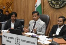 ‘ਪੰਜਾਬ ਸੜਕ ਸਫਾਈ ਮਿਸ਼ਨ’ ; ਡਿਪਟੀ ਕਮਿਸ਼ਨਰ ਨੇ ਅਧਿਕਾਰੀਆਂ ਵੱਲੋਂ ਗੋਦ ਲਈਆਂ ਸੜਕਾਂ ਦੇ ਸੁਚੱਜੇ ਰੱਖ-ਰਖਾਅ ਲਈ ਕੀਤੇ ਜਾ ਰਹੇ ਯਤਨਾਂ ਦੀ ਕੀਤੀ ਸਮੀਖਿਆ