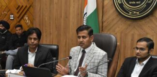 ‘ਪੰਜਾਬ ਸੜਕ ਸਫਾਈ ਮਿਸ਼ਨ’ ; ਡਿਪਟੀ ਕਮਿਸ਼ਨਰ ਨੇ ਅਧਿਕਾਰੀਆਂ ਵੱਲੋਂ ਗੋਦ ਲਈਆਂ ਸੜਕਾਂ ਦੇ ਸੁਚੱਜੇ ਰੱਖ-ਰਖਾਅ ਲਈ ਕੀਤੇ ਜਾ ਰਹੇ ਯਤਨਾਂ ਦੀ ਕੀਤੀ ਸਮੀਖਿਆ