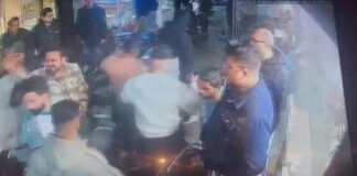 ਜਲੰਧਰ ’ਚ ਰੂਹ ਕੰਬਾਊ ਵਾਰਦਾਤ: 20 ਲੱਖ ਦੀ ਫਿਰੌਤੀ ਨਾ ਦੇਣ ’ਤੇ ਜਵੈਲਰ ’ਤੇ ਜਾਨਲੇਵਾ ਹਮਲਾ, ਦੁਕਾਨ ਅੰਦਰ ਵੜ ਕੇ ਮਾਰੀਆਂ ਕਿਰਪਾਨਾਂ