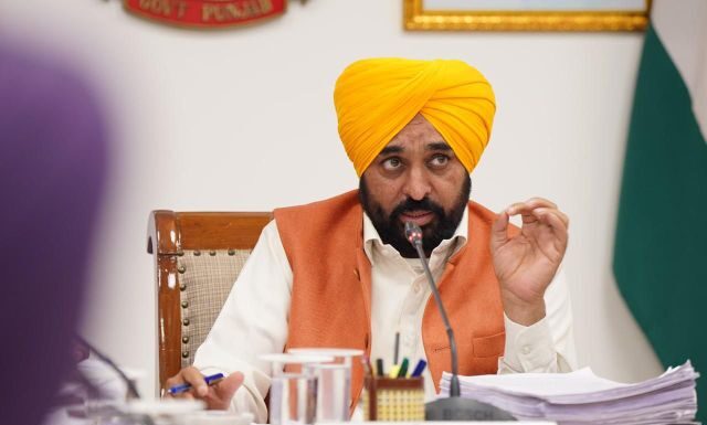 ਪੰਜਾਬ ਵਿੱਚ ‘ਯੁੱਧ ਨਸ਼ਿਆਂ ਵਿਰੁੱਧ` ਮੁਹਿੰਮ ਦਾ ਇਕ ਸਾਲ ਸਫ਼ਲਤਾਪੂਰਵਕ ਮੁਕੰਮਲ; ਮੁੱਖ ਮੰਤਰੀ ਭਗਵੰਤ ਸਿੰਘ ਮਾਨ ਨੇ ਨਸ਼ਿਆਂ ਵਿਰੁੱਧ ਸਾਂਝੀ ਲੜਾਈ ਲਈ ਲੋਕਾਂ ਨੂੰ ਦਿੱਤੀ ਵਧਾਈ