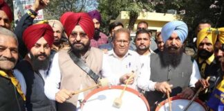 ‘ਦਲਿਤ ਵਿਰੋਧੀ ਕਾਂਗਰਸ’ ਖਿਲਾਫ ‘ਆਪ’ ਨੇ ਪੰਜਾਬ ਭਰ ਵਿੱਚ ਕੀਤੇ ਵਿਰੋਧ ਪ੍ਰਦਰਸ਼ਨ, ਪ੍ਰਤਾਪ ਬਾਜਵਾ ਨੇ ਮੰਤਰੀ ਈਟੀਓ ‘ਤੇ ਕੀਤੀ ਸੀ ਜਾਤੀਵਾਦੀ ਟਿੱਪਣੀ