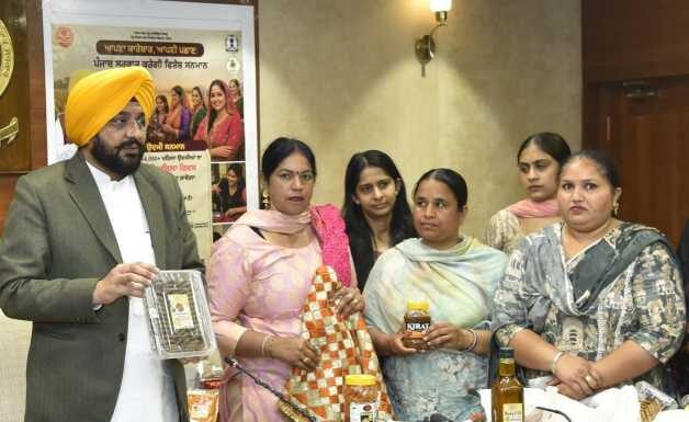 ਭਗਵੰਤ ਮਾਨ ਸਰਕਾਰ ਵੱਲੋਂ 18 ਮਾਰਚ ਨੂੰ ਸੂਬੇ ਭਰ ਵਿੱਚ 14,100 ਮਹਿਲਾ ਉੱਦਮੀਆਂ ਨੂੰ ਸਨਮਾਨਿਤ ਕੀਤਾ ਜਾਵੇਗਾ: ਤਰੁਨਪ੍ਰੀਤ ਸਿੰਘ ਸੌਂਦ