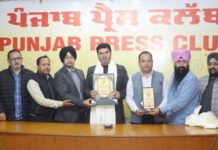 ਮੇਅਰ ਵਿਨੀਤ ਧੀਰ ਵੱਲੋਂ ਪੰਜਾਬ ਪ੍ਰੈਸ ਕਲੱਬ ਦਾ ਦੌਰਾ