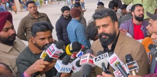 “ਚਮਤਕਾਰੀ ਪਾਸਟਰਾਂ” ਖਿਲਾਫ ਚੰਡੀਗੜ੍ਹ ‘ਚ ਕੈਂਡਲ ਮਾਰਚ, ਸਰਕਾਰ ਤੋਂ ਕਾਰਵਾਈ ਦੀ ਮੰਗ