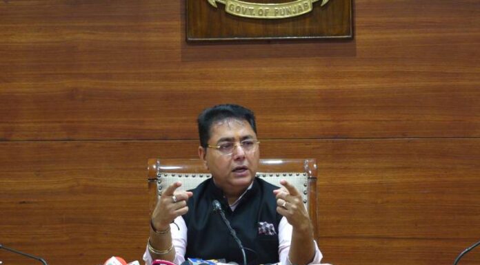 ਅਮਨ ਅਰੋੜਾ ਨੇ ਮੋਗਾ ਰੈਲੀ ਤੋਂ ਪਹਿਲਾਂ ਫੰਡਾਂ, ਕਿਸਾਨਾਂ, ਉਦਯੋਗਾਂ ਅਤੇ ਨਸ਼ਿਆਂ ਬਾਰੇ ਅਮਿਤ ਸ਼ਾਹ ਨੂੰ ਪੁੱਛੇ ਅੱਠ ਸਵਾਲ, ਪੰਜਾਬ ਨੂੰ ਜਵਾਬ ਚਾਹੀਦੇ ਹਨ, ‘ਜੁਮਲੇ’ ਨਹੀਂ