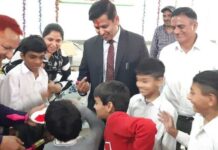 ਡਿਪਟੀ ਕਮਿਸ਼ਨਰ ਨੇ ਵਿਸ਼ੇਸ਼ ਲੋੜਾਂ ਵਾਲੇ ਬੱਚਿਆਂ ਨਾਲ ਮਨਾਇਆ ਹੋਲੀ ਦਾ ਤਿਉਹਾਰ