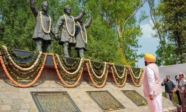 ਸ਼ਹੀਦ-ਏ-ਆਜ਼ਮ ਭਗਤ ਸਿੰਘ, ਰਾਜਗੁਰੂ ਅਤੇ ਸੁਖਦੇਵ ਨੂੰ ‘ਭਾਰਤ ਰਤਨ’ ਦਿੱਤੇ ਜਾਣ ਦੀ ਮੰਗ ਕੀਤੀ ਸੀ ਪਰ ਭਾਜਪਾ ਸਰਕਾਰ ਨੇ ਨਹੀਂ ਮੰਨੀ: ਮੁੱਖ ਮੰਤਰੀ ਭਗਵੰਤ ਸਿੰਘ ਮਾਨ