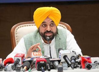 ‘ਆਪ’ ਸਰਕਾਰ ਦੌਰਾਨ ਸਿੱਖਿਆ ਖੇਤਰ ਵਿੱਚ ਪੰਜਾਬ ਦੇ ਸਕੂਲਾਂ ਨੇ ਮਾਰੀ ਬਾਜ਼ੀ, ਕੌਮੀ ਸਰਵੇਖਣ ਵਿੱਚ ਕੇਰਲਾ ਨੂੰ ਪਛਾੜ ਕੇ ਮੋਹਰੀ ਬਣਿਆ ਪੰਜਾਬ-ਮੁੱਖ ਮੰਤਰੀ ਭਗਵੰਤ ਸਿੰਘ ਮਾਨ