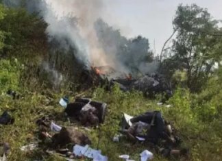 ਨੇਪਾਲ ‘ਚ ਹੈਲੀਕਾਪਟਰ ਹਾਦਸਾ: ਲਾਸ਼ਾਂ ਨੂੰ ਕਾਠਮੰਡੂ ਤੋਂ ਖੇਤਾਂਗ ਲਿਜਾਂਦੇ ਸਮੇਂ ਵਾਪਰਿਆ ਹਾਦਸਾ; ਵੀਡੀਓ ਵਾਇਰਲ