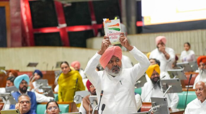 ਮਹਿਲਾਵਾਂ ਵਿਰੁੱਧ ਅਪਮਾਨਜਨਕ ਟਿੱਪਣੀਆਂ ਅਤੇ ਭੱਦੀ ਸ਼ਬਦਾਵਲੀ ਬਿਲਕੁਲ ਵੀ ਬਰਦਾਸ਼ਤ ਯੋਗ ਨਹੀਂ; ਕਾਂਗਰਸੀ ਵਿਧਾਇਕ ਸੁਖਪਾਲ ਸਿੰਘ ਖਹਿਰਾ ਤੁਰੰਤ ਮੁਆਫ਼ੀ ਮੰਗਣ: ਹਰਪਾਲ ਸਿੰਘ ਚੀਮਾ