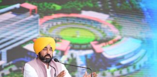 ਇਨਫੋਸਿਸ ਮੁਹਾਲੀ ਵਿੱਚ 2700 ਨੌਜਵਾਨਾਂ ਨੂੰ ਸਿੱਧਾ ਰੋਜ਼ਗਾਰ ਅਤੇ ਹਜ਼ਾਰਾਂ ਹੋਰਾਂ ਨੂੰ ਅਸਿੱਧੇ ਤਰੀਕੇ ਨਾਲ ਰੋਜ਼ਗਾਰ ਦੇਵੇਗੀ: ਮੁੱਖ ਮੰਤਰੀ ਭਗਵੰਤ ਸਿੰਘ ਮਾਨ