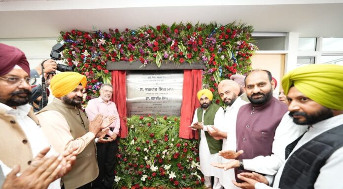 ਮੁਫਤ ਇਲਾਜ ਅਤੇ 10 ਲੱਖ ਦੀ ਸਿਹਤ ਯੋਜਨਾ ਨਾਲ ‘ਆਪ’ ਸਰਕਾਰ ਕਿਸੇ ਵੀ ਪਰਿਵਾਰ ਨੂੰ ਚੰਗੀਆਂ ਸਿਹਤ ਸਹੂਲਤਾਂ ਲੈਣ ਤੋਂ ਵਾਂਝਾ ਨਹੀਂ ਰਹਿਣ ਦੇਵੇਗੀ-ਮੁੱਖ ਮੰਤਰੀ ਭਗਵੰਤ ਸਿੰਘ ਮਾਨ