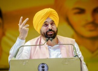 ਸਿਆਸਤਦਾਨਾਂ ਨੇ ਆਪਣੇ ਆਗੂਆਂ ਦੇ ਨਾਮ ’ਤੇ ਸ਼ਾਨਦਾਰ ਯਾਦਗਾਰਾਂ ਬਣਾਈਆਂ, ਪਰ ਸ਼ਹੀਦ-ਏ-ਆਜ਼ਮ ਭਗਤ ਸਿੰਘ ਨੂੰ ਅੱਖੋਂ ਪਰੋਖੇ ਕੀਤਾ: ਮੁੱਖ ਮੰਤਰੀ ਭਗਵੰਤ ਸਿੰਘ ਮਾਨ